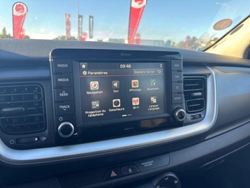 Image véhicule  Kia STONIC (23)