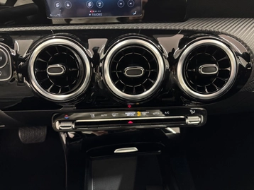 Image véhicule  Mercedes CLASSE A (14)