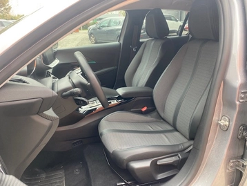 Image véhicule  Peugeot 208 (16)