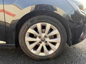 Image véhicule  Renault CLIO (17)