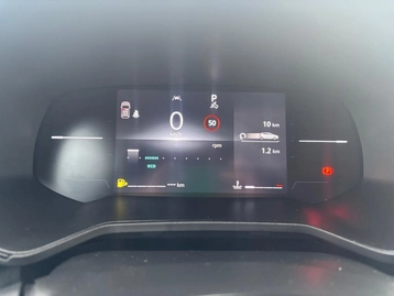 Image véhicule  Renault CLIO (25)