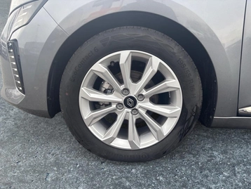 Image véhicule  Renault CLIO (6)