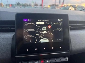 Image véhicule  Renault CLIO (25)