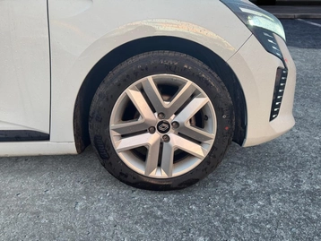 Image véhicule  Renault CLIO (6)