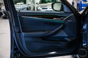 Image véhicule  BMW SÉRIE 5 TOURING (12)