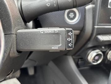 Image véhicule  Renault ARKANA (11)