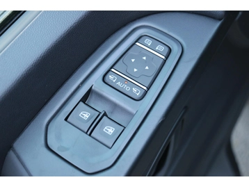 Image véhicule  Renault TRAFIC (25)