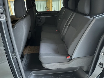 Image véhicule  Opel VIVARO (8)