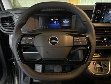 Image véhicule  Opel VIVARO (10)