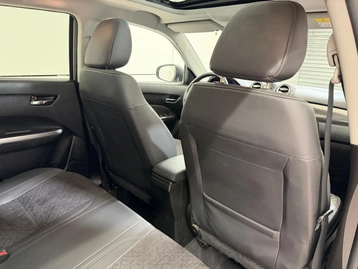 Image véhicule Suzuki VITARA (47) Image véhicule Suzuki VITARA (47)