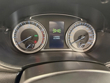 Image véhicule Suzuki VITARA (23) Image véhicule Suzuki VITARA (23)