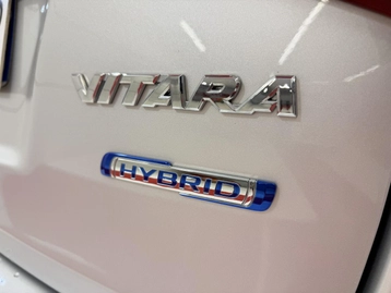 Image véhicule Suzuki VITARA (18) Image véhicule Suzuki VITARA (18)