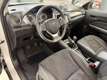 Image véhicule Suzuki VITARA (27) Image véhicule Suzuki VITARA (27)