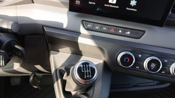 Image véhicule  Renault MASTER VAN (16)