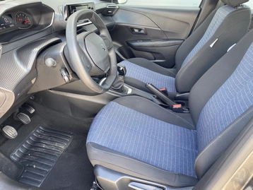 Image véhicule  Peugeot 208 (10)
