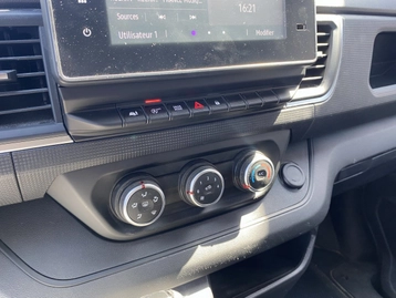 Image véhicule  Renault TRAFIC (19)