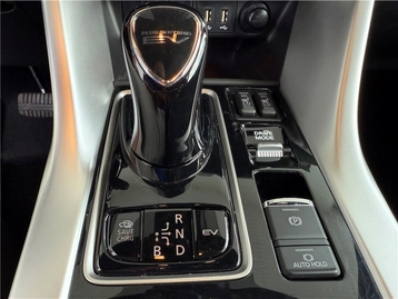 Image véhicule  Mitsubishi ECLIPSE CROSS MY21 (14)