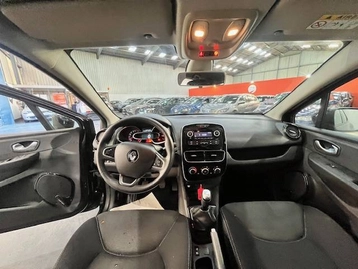 Image véhicule  Renault CLIO (15)