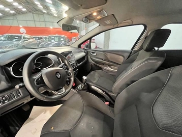 Image véhicule  Renault CLIO (6)