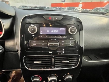 Image véhicule  Renault CLIO (9)