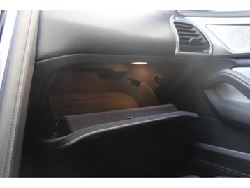 Image véhicule  BMW SÉRIE 8 (53)