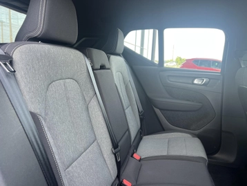 Image véhicule  Volvo XC40 (21)