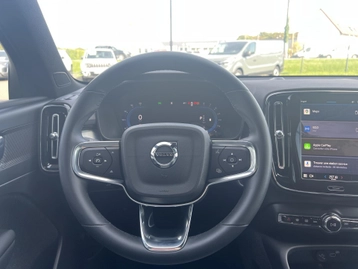 Image véhicule  Volvo XC40 (13)