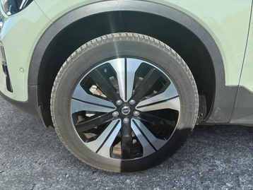 Image véhicule  Volvo C40 (7)