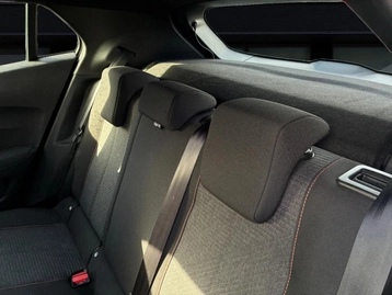 Image véhicule  Peugeot 2008 (17)