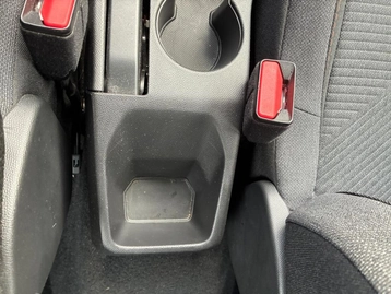 Image véhicule  Peugeot 2008 (37)