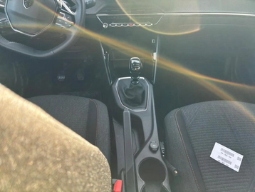 Image véhicule  Peugeot 2008 (31)