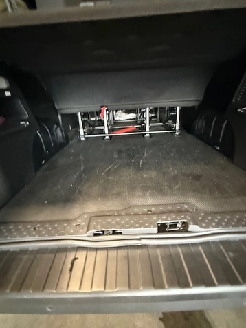 Image véhicule  Renault TRAFIC COMBI (2)