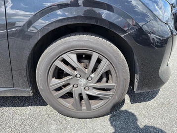 Image véhicule  Peugeot 208 (9)