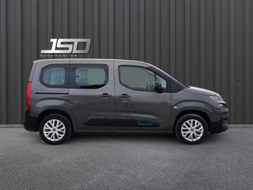 Image véhicule Citroën BERLINGO (1) Image véhicule Citroën BERLINGO (1)