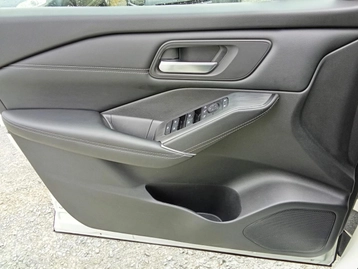 Image véhicule Nissan QASHQAI (28) Image véhicule Nissan QASHQAI (28)