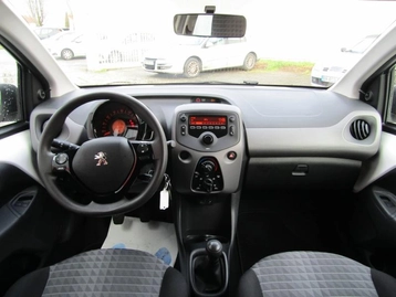 Image véhicule  Peugeot 108 (8)