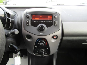 Image véhicule  Peugeot 108 (10)