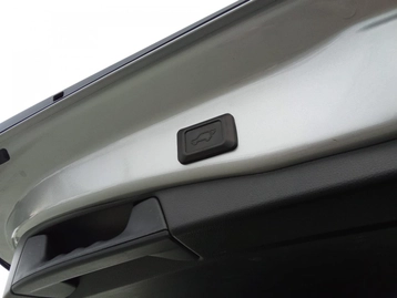 Image véhicule Toyota RAV 4 (19) Image véhicule Toyota RAV 4 (19)