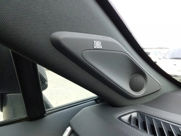 Image véhicule Toyota RAV 4 (16) Image véhicule Toyota RAV 4 (16)