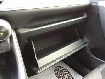 Image véhicule Toyota RAV 4 (40) Image véhicule Toyota RAV 4 (40)