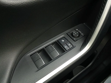 Image véhicule Toyota RAV 4 (53) Image véhicule Toyota RAV 4 (53)