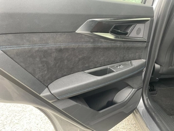 Image véhicule  Renault AUSTRAL (24)