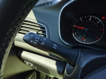 Image véhicule  Renault MEGANE (23)