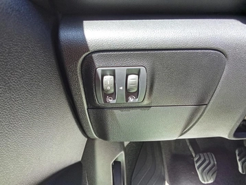 Image véhicule  Renault MEGANE (22)