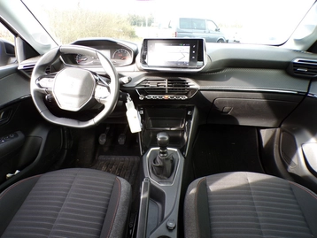 Image véhicule  Peugeot 208 (13)