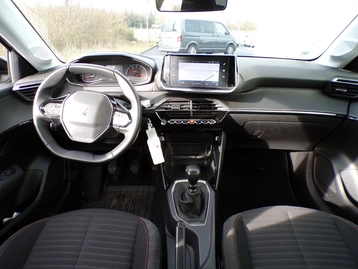 Image véhicule  Peugeot 208 (14)