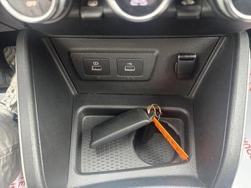 Image véhicule  Dacia DUSTER (35)