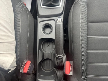 Image véhicule  Dacia DUSTER (37)