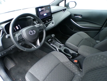 Image véhicule  Toyota COROLLA TOURING SPORTS (11)