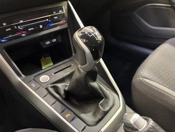 Image véhicule  Volkswagen TAIGO (15)